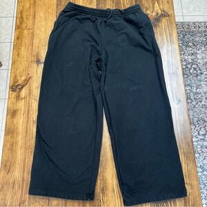 Skims Boyfriend Sweatpants in Black Size XL